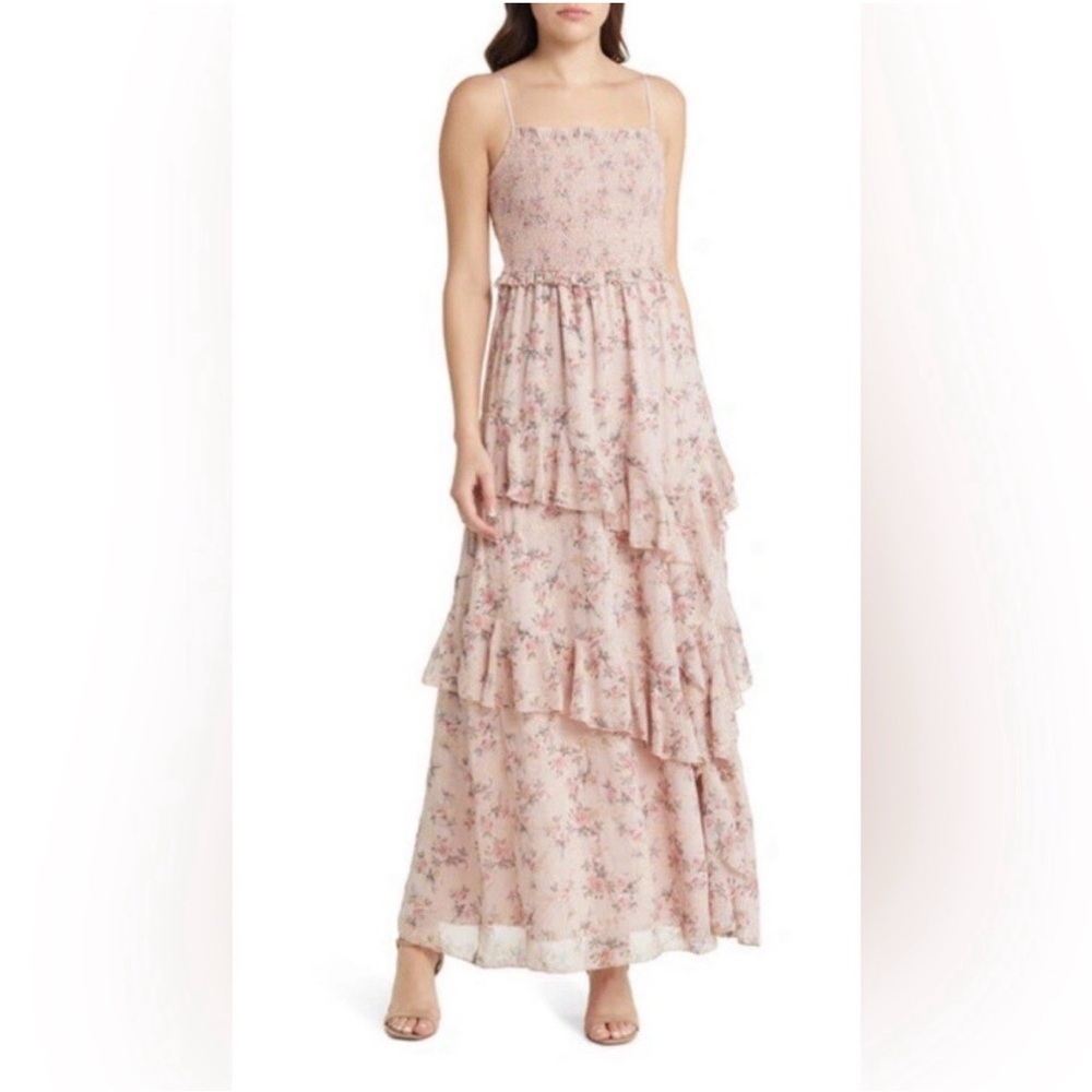 Floral Tiered Garen Party Maxi Dress in Blush Pink
Medium